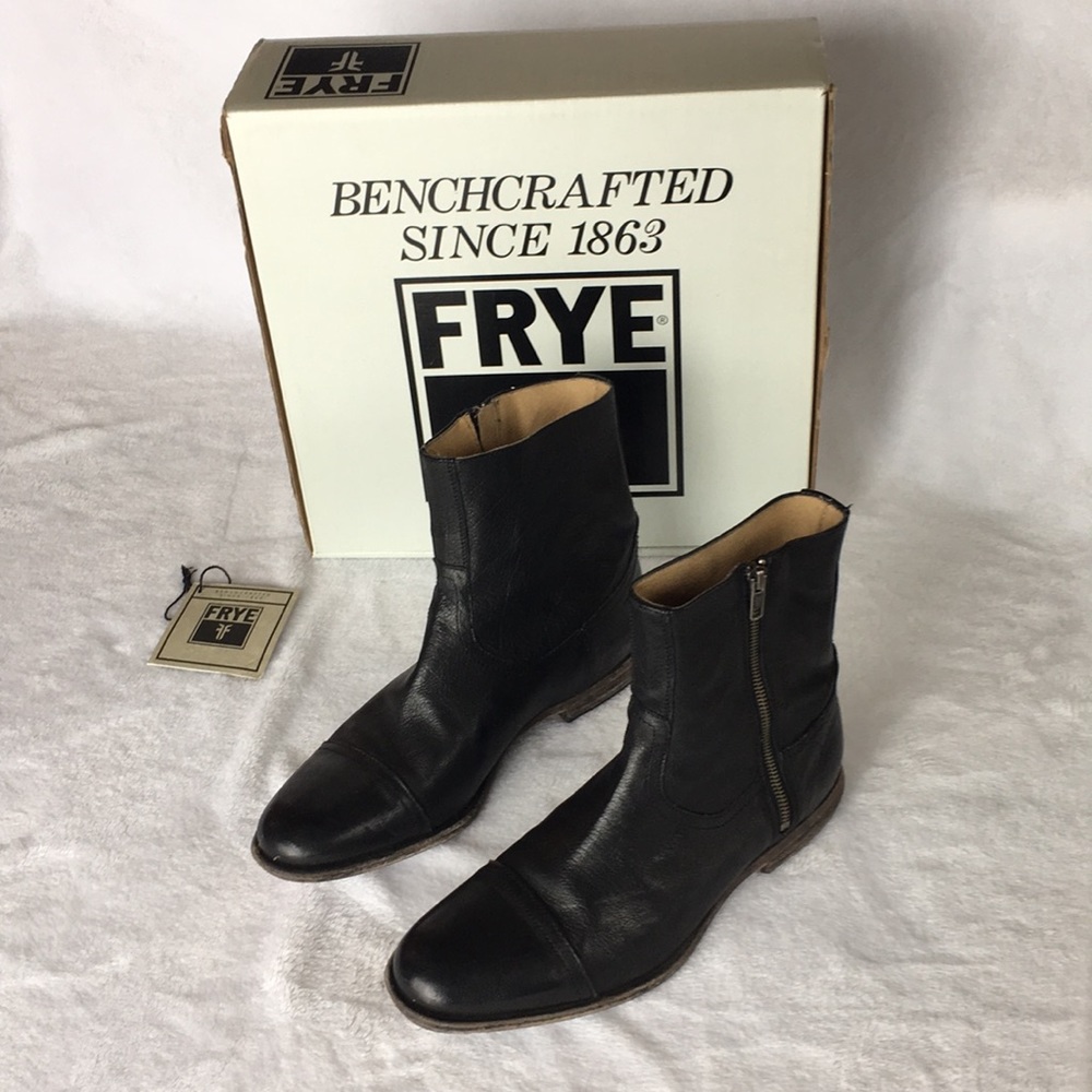 Men’s Frye Harvey Boots Size 9 1/2 M
